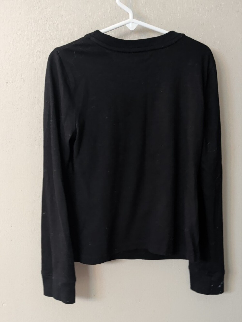 Black Long-Sleeve Kids Tee with Cream Space & Sweets Motif - Picture 5 of 5